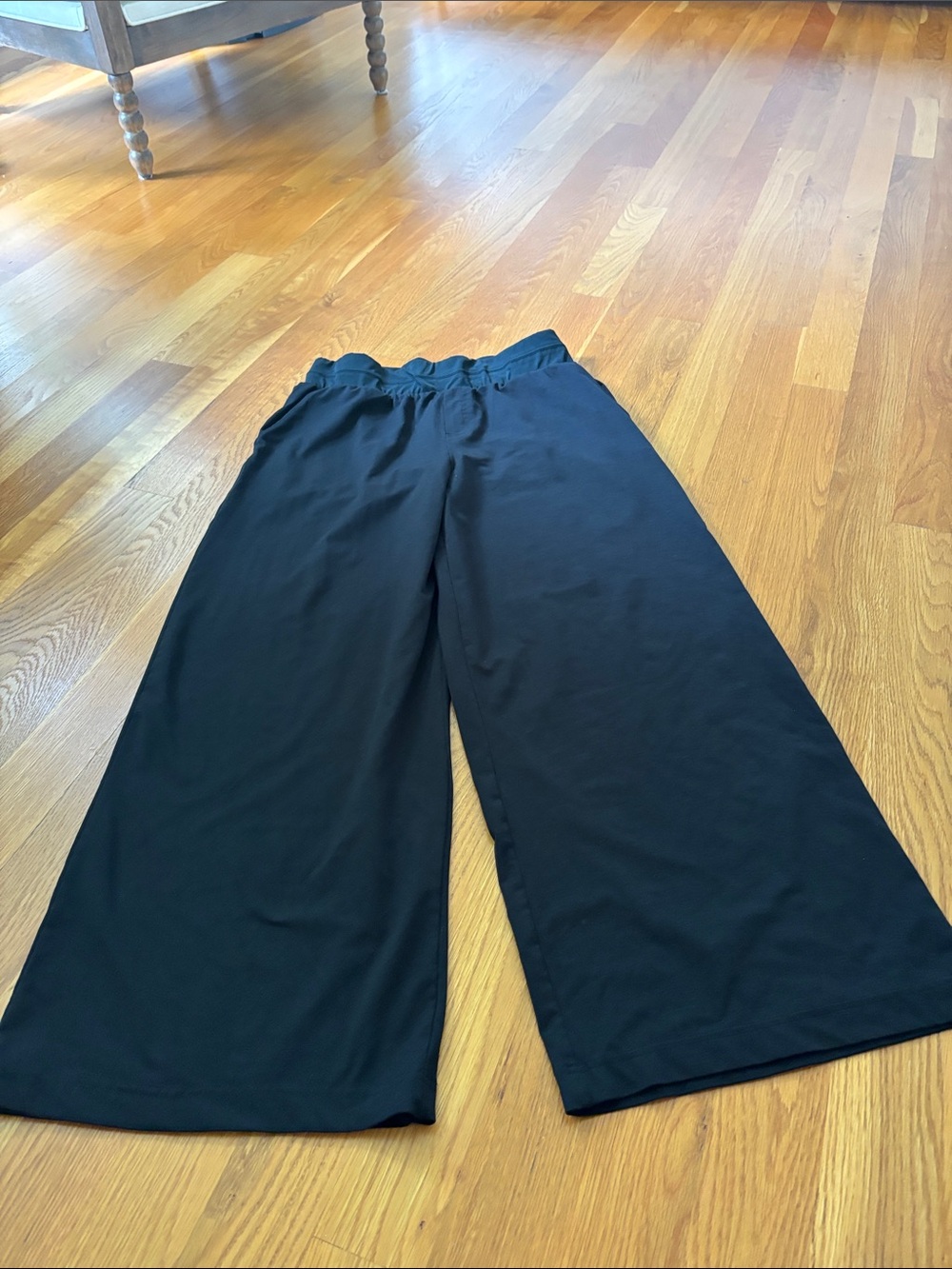 Lou & Grey Black Wide-Leg Pull-On Pants